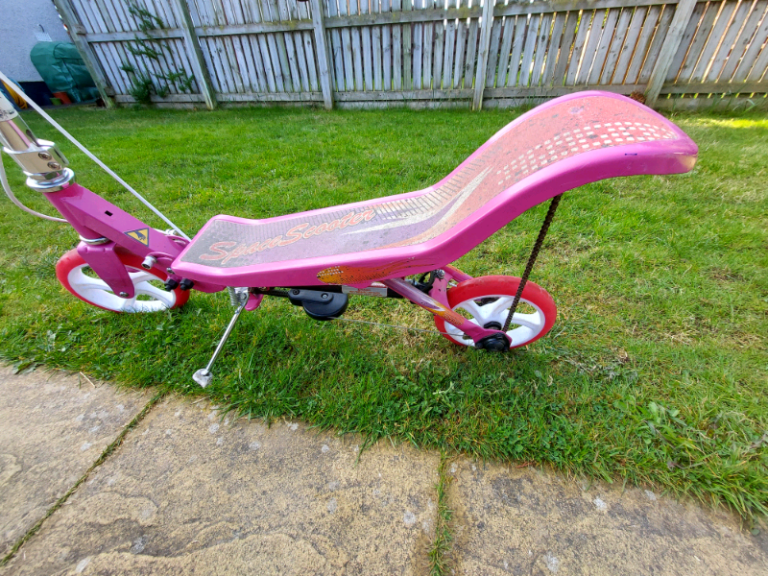 Rocking Space Scooter