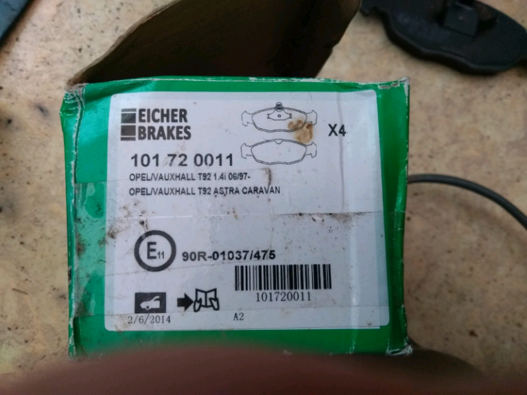 Corsa Front brake pads new