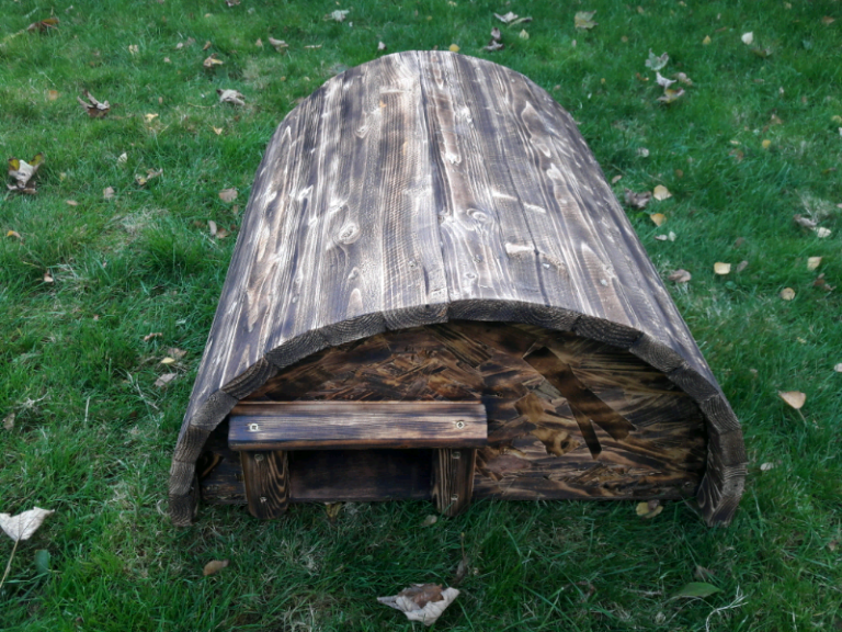Hedgehog House/Nesting Box (Large)