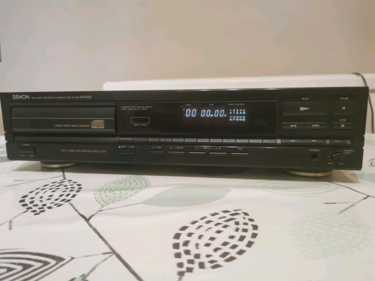 Denon DCD-620 CD player 