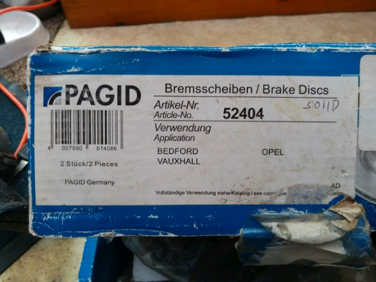 Almost new Fits Corsa Astra others  Front brake discs new