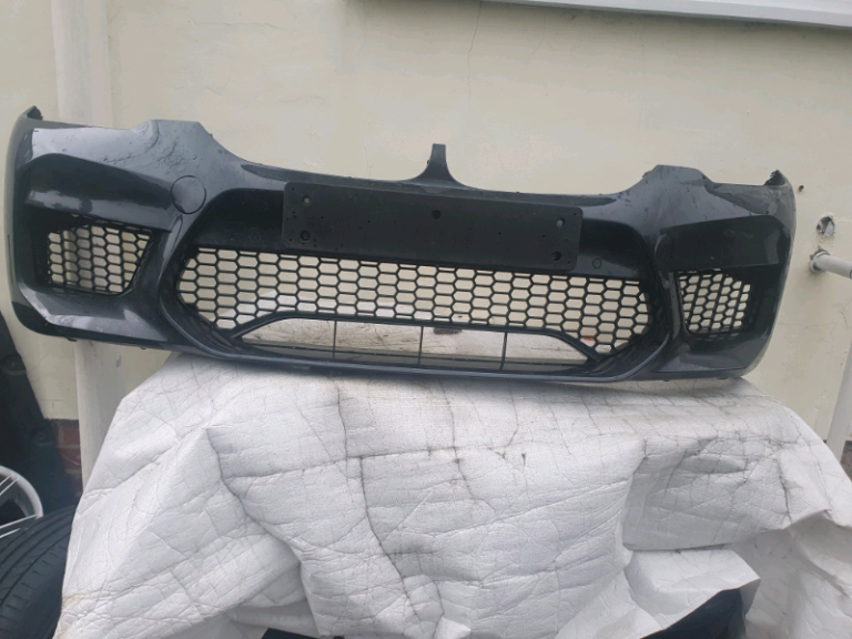 BMW 5 SERIES - M5 - FRONT BUMPER - F90 - COMPLETE