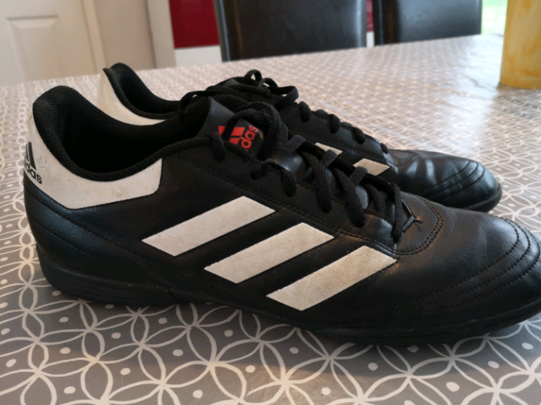 Adidas Astro Turf Football Boots Size 11 (Adult)