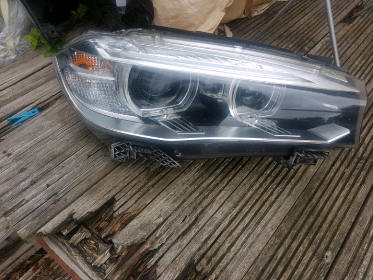 BMW X6 - XENON HEADLIGHT - F16 - DRIVERSIDE - COMPLETE