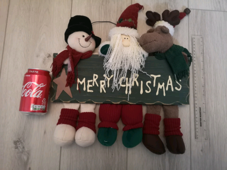 Christmas wall hanging decorations Santa snowman raindeer 