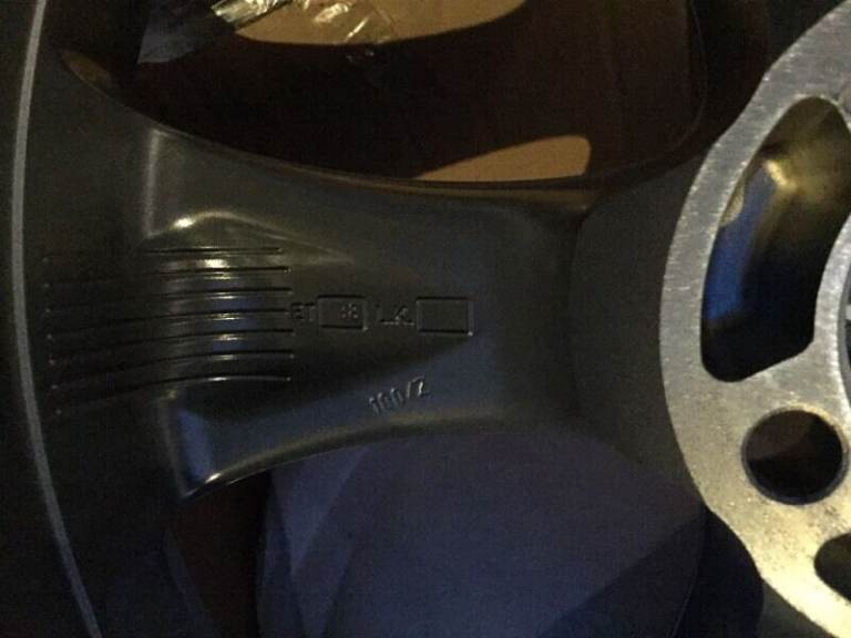 KAHN RS-C 18" Brand New Single Alloy Wheel (4 stud) fits BMW E30/Mini's 