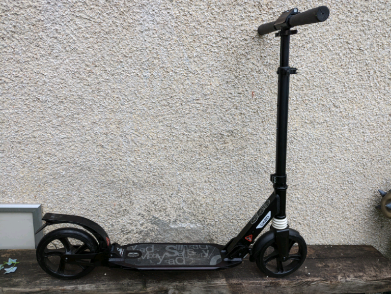 Adult scooter