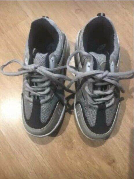 Trainers skates Size 13 