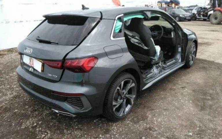 2020-2022 AUDI A3 8Y FOR BREAKING ENGINE HUBS DOORS FRONT END AXLES COMPLETE LEGS