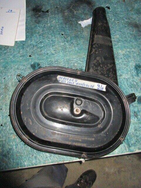 Mercedes 280E air filter housing