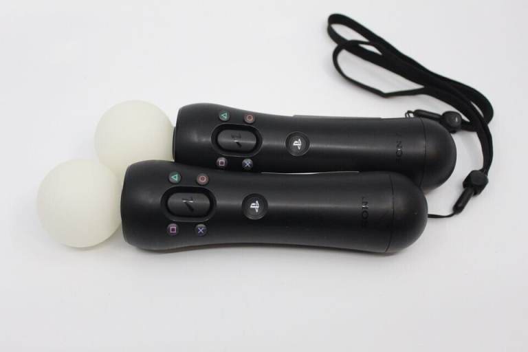 PLAYSTATION 4 MOVE CONTROLLERS VERSION 2 V2 PS4 ONLY