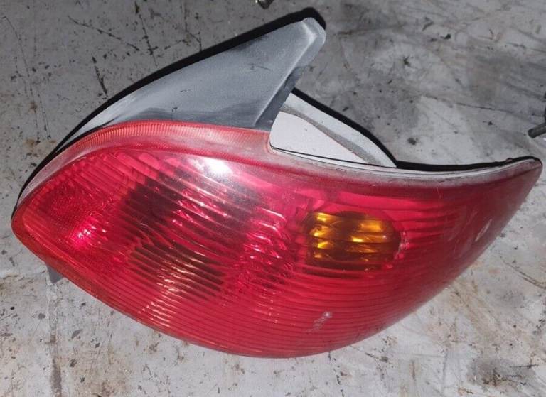 Peugeot 206 Right Side Rear Light 2004