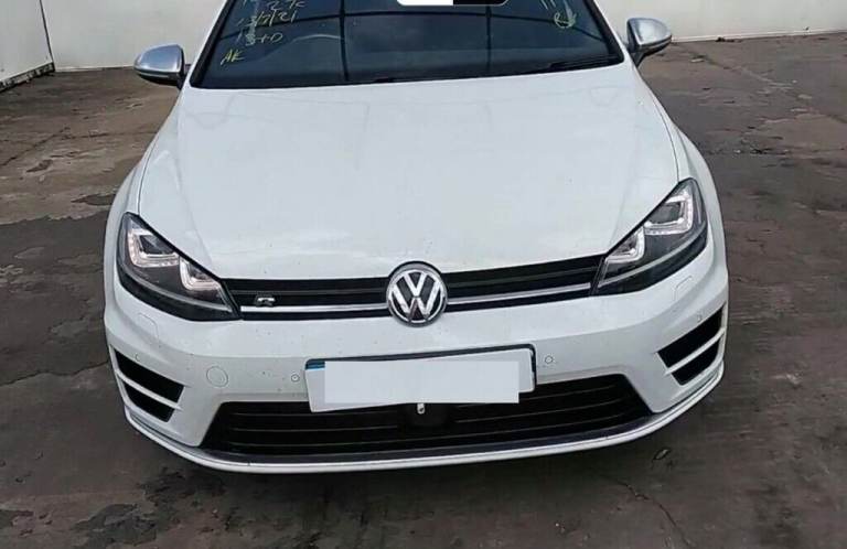 VOLKSWAGEN GOLF R MK7.5 BREAKING SPARES AIRBAG LEATHER SEATS ALLOY DOORS AXLE HUBS CORNERS