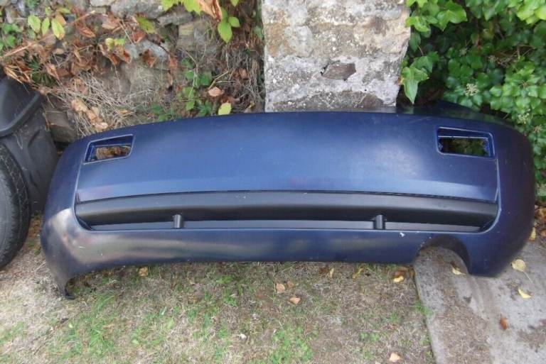 2004 toyota celica vvti rear bumper