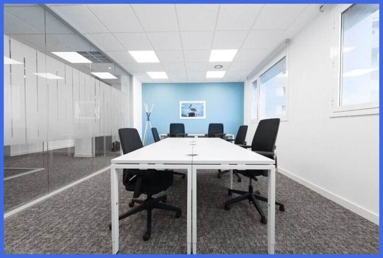 Aylesbury - HP19 8DB, Serviced office to rent for 5 desk at The Gatehouse