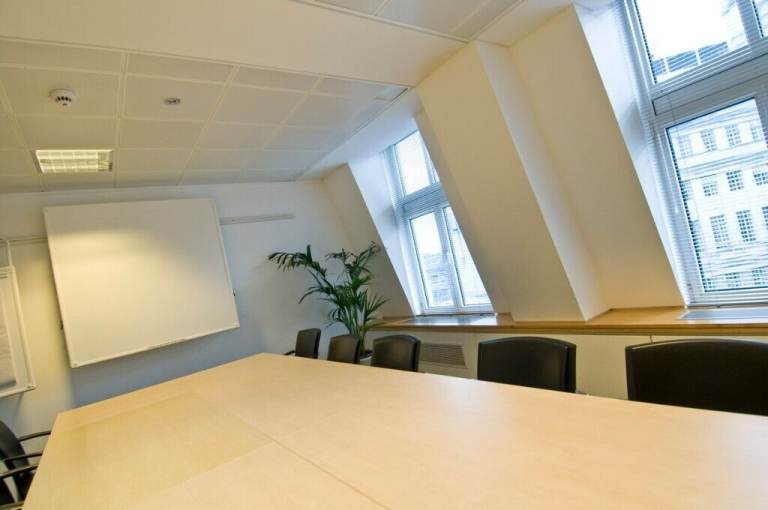 Serviced office to rent for 3-4 desk at London, Westminster 
