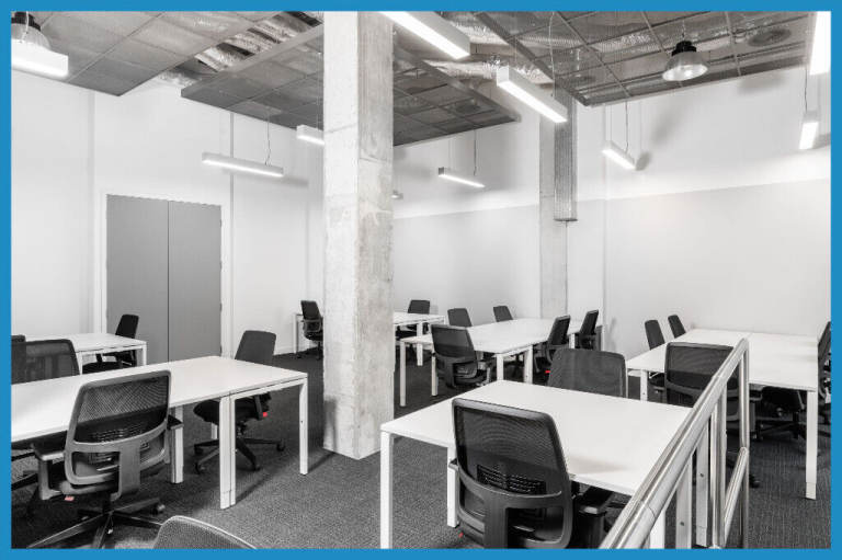 London - EC1V 1NR, All-inclusive access to coworking space in Regus Old Street
