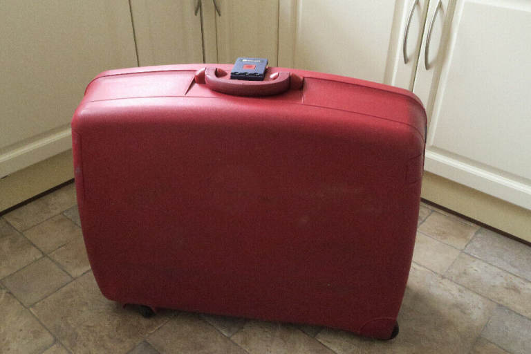 image for Delsey Red Hard Rolling 3-Lock Pullman Suitcase with Extras