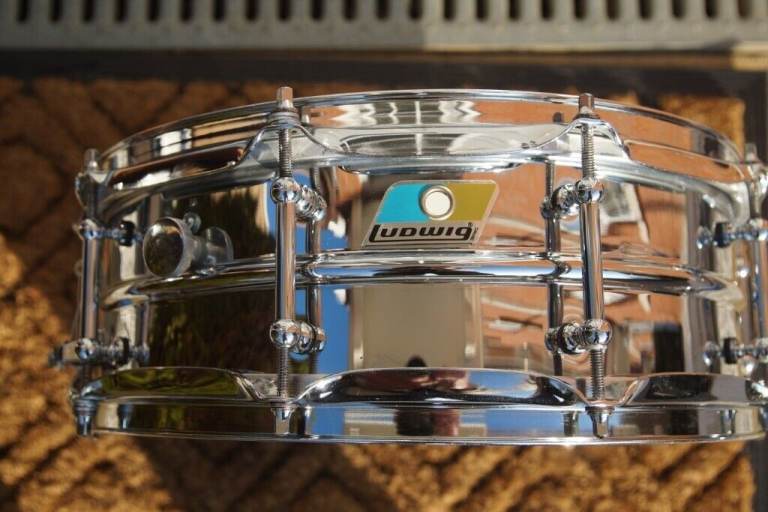 Ludwig 400B seamless brass snare drum 14 x 5 - USA - B & O - '98 - Tube lugs