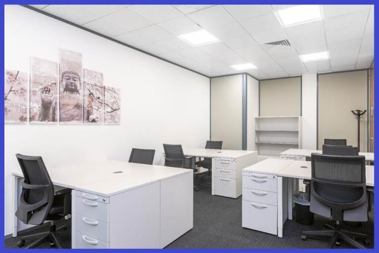 Redhill - RH1 1QZ, Serviced office to rent for 5 desk at 25 Clarendon Road