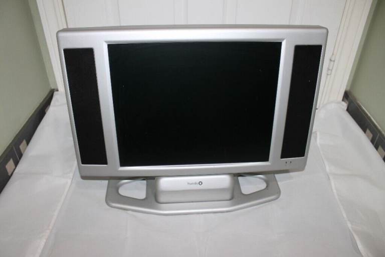 Retro Hundy X All in one Desktop PC Retro