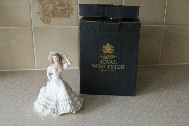 image for Royal Worcester Golden Ladies Janet 1996 Boxed
