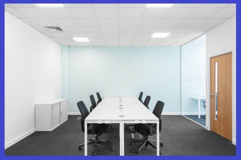 Manchester - M22 5TG, 10 Desk serviced office to rent at Manchester Airport 