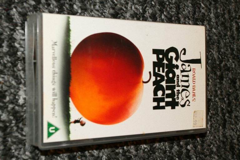 Roald Dahils : James & The Giant Peach  (VHS) 