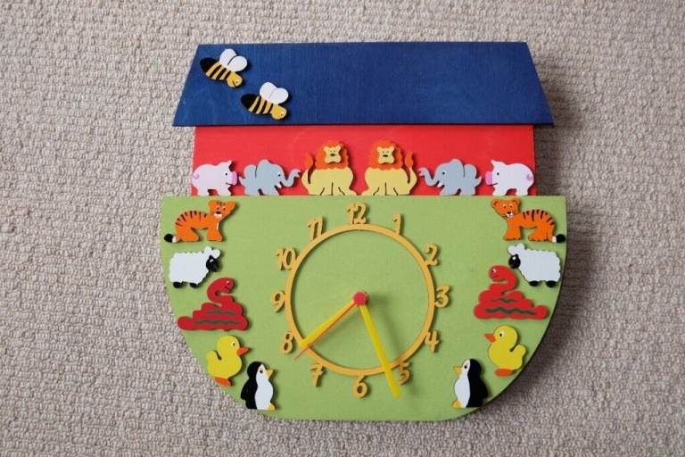 Little Timbers Noah's Ark Handmade Wooden Wall Clock - Mint condition