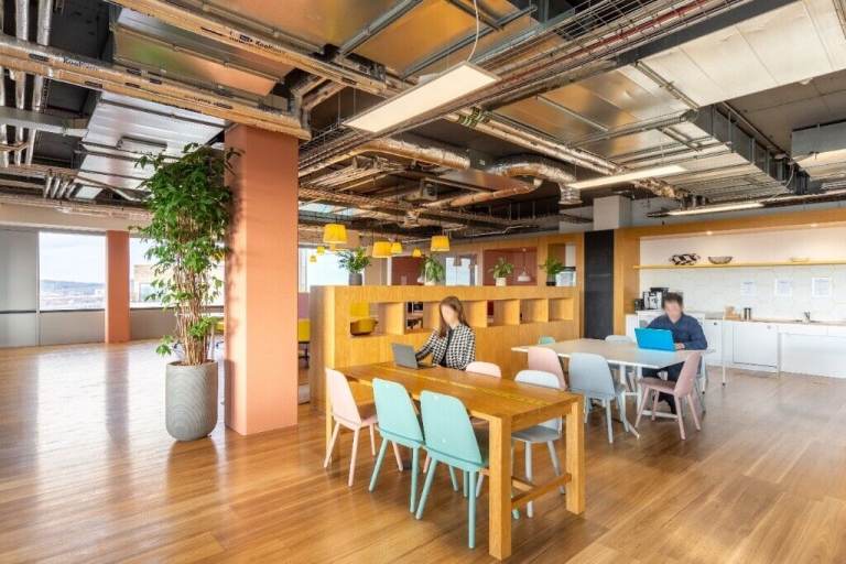 London - NW10 7FQ, Your private office 4 desk to rent at Spaces Park Royal