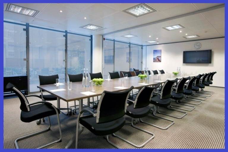 London - W1T 4TQ, 10 Desk serviced office to rent at Tottenham Court Road