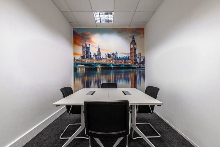 Reading - RG6 1PT, 2 Desk serviced office to rent at Thames Valley Park 