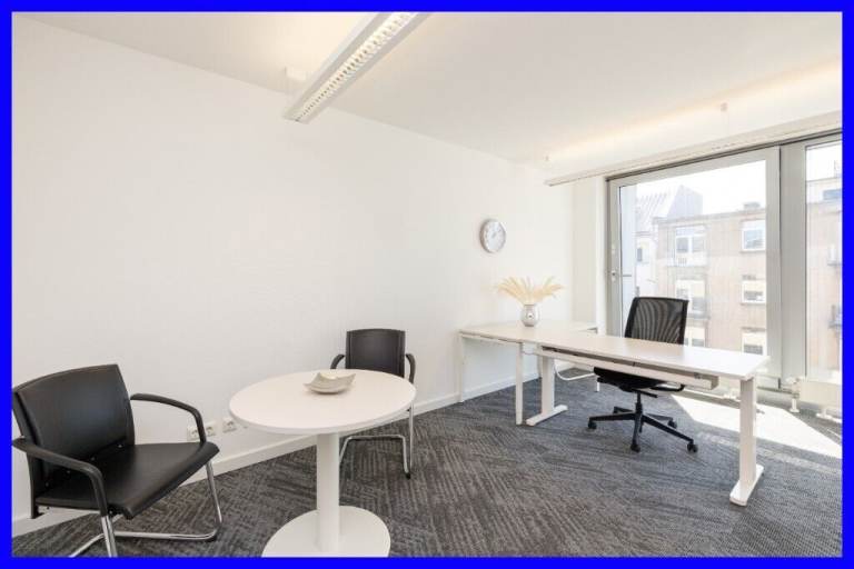 Staines - TW18 3BA, 1ws 430 sqft serviced office to rent at Rourke House