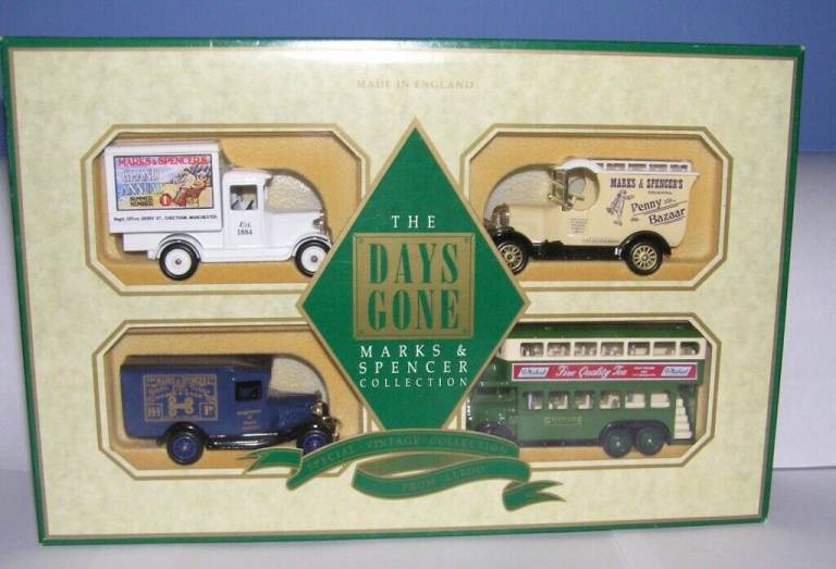 LLEDO MS 2004 MARKS & SPENCER COLLECTION.