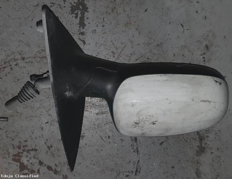 Vauxhall Combo Right Side Wing Mirror White 2004