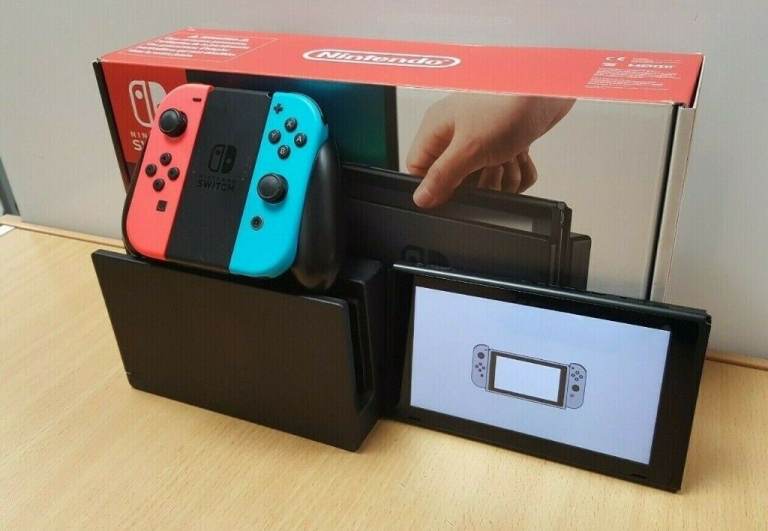 Nintendo Switch Console Boxed all accessories