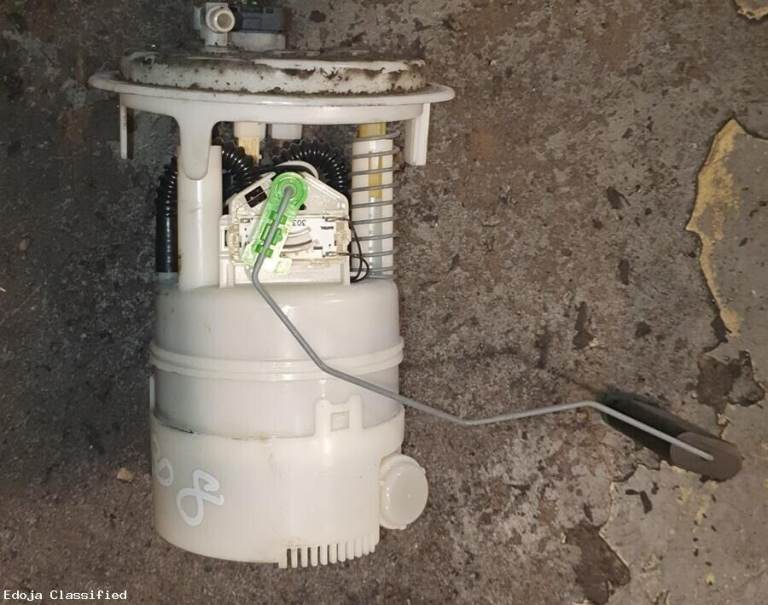 Peugeot 308 1.6 Fuel Pump In Tank 2009
