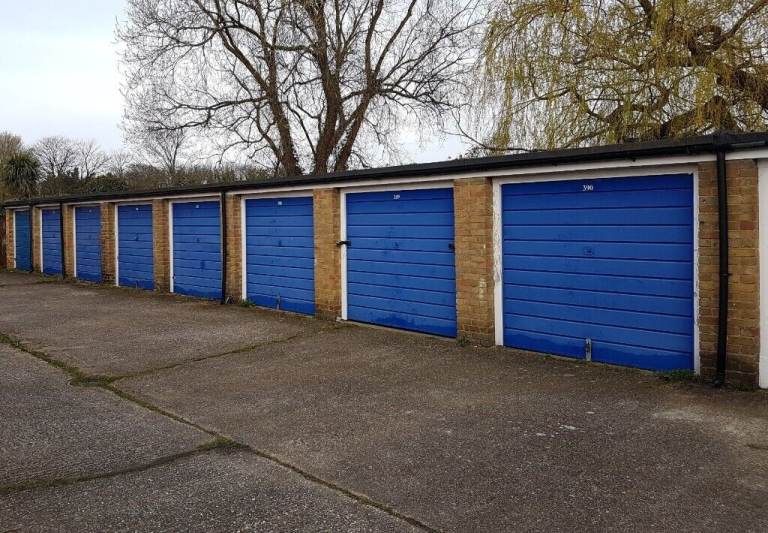 Garage/Parking/Storage to rent: Buckingham Gardens (adj 26) West Molesey KT8 1TN