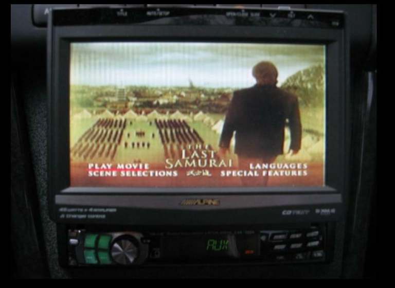 COMPLETE SET ALPINE CAR SAT NAV, 6 CD CHANGER, FOLDING HEAD UNIT SCREEN, ETC