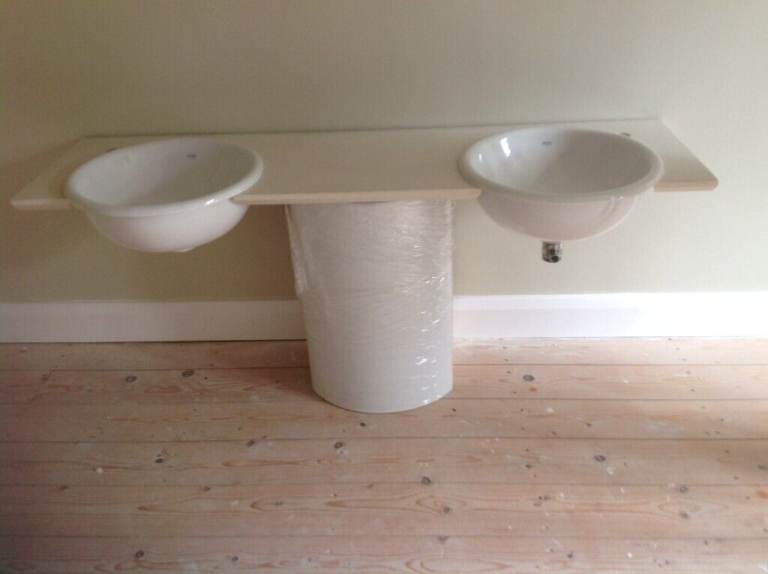 Twin Roca Sinks With Stone Resin Quartz Worktop