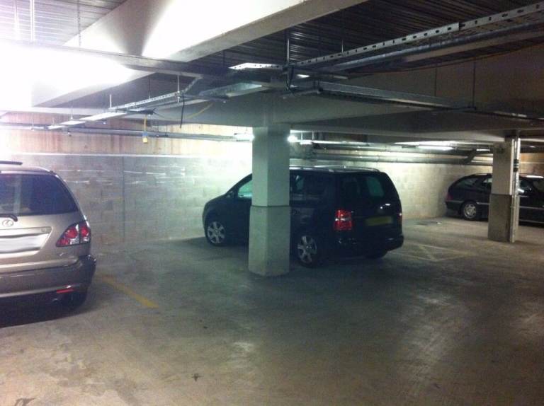 SECURE PARKING in Liverpool L3 2BB (6260)