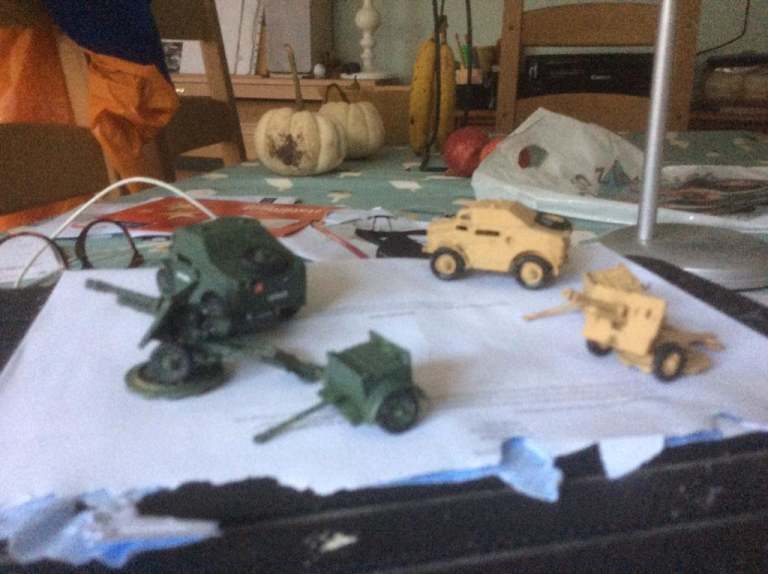  2 x   Quad 25 pounder with limber (  £10). Will consider splitting 