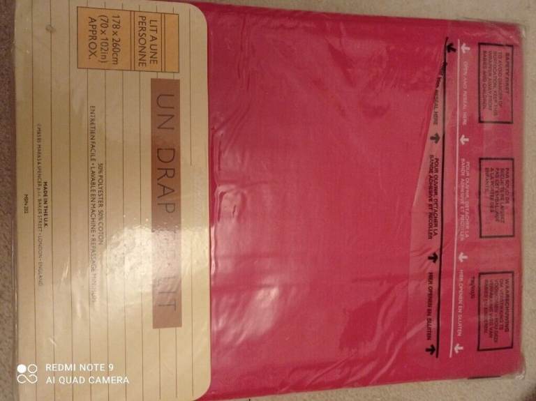 Marks and Spencer single flat sheet. Brand New 
