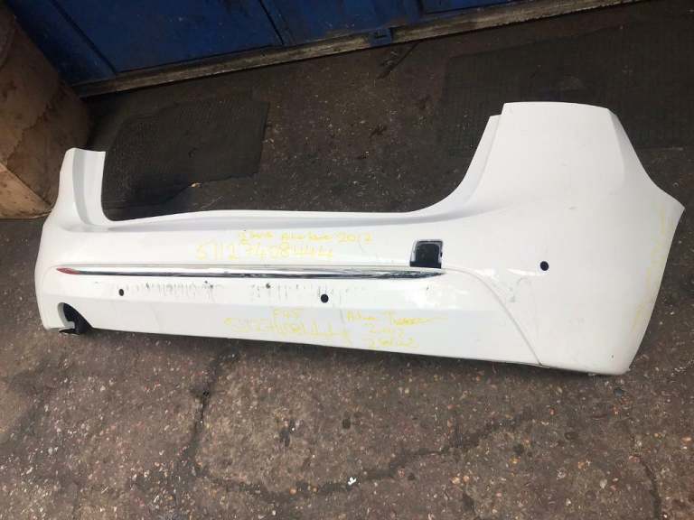 Bmw 2 Series 2017 F45 Gran Active Tourer rear bumper needs respray 