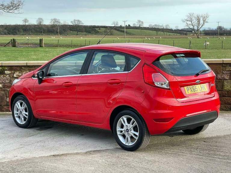 Ford Fiesta 1.25 ( 82ps ) Zetec