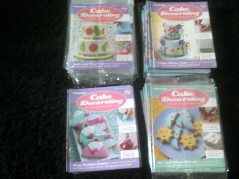 150  + MIXED CAKE DECORATING MAGAZINES  BUYER COLLECTS 