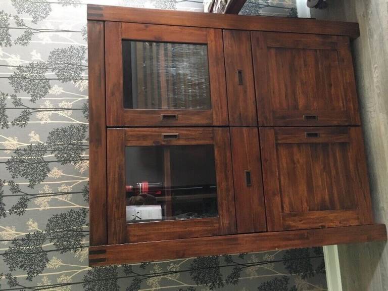 Acacia drinks cabinet 