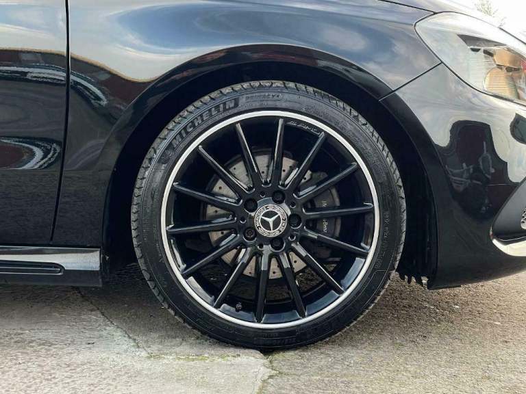 Mercedes-Benz A180d 1.5 CDI AMG Line