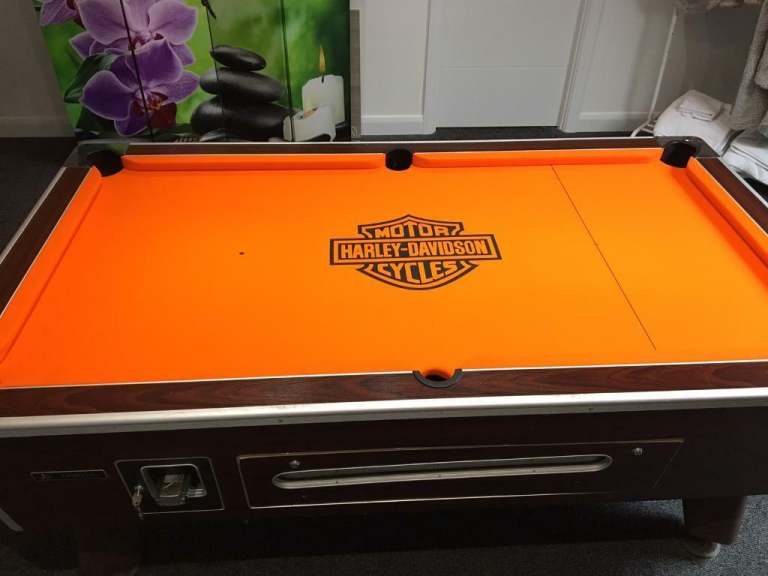 Pool table Recovering 