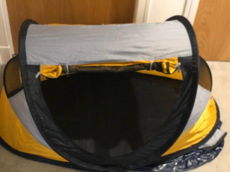 Kidco Peapod Plus Travel Bed/Play Pen, As-new